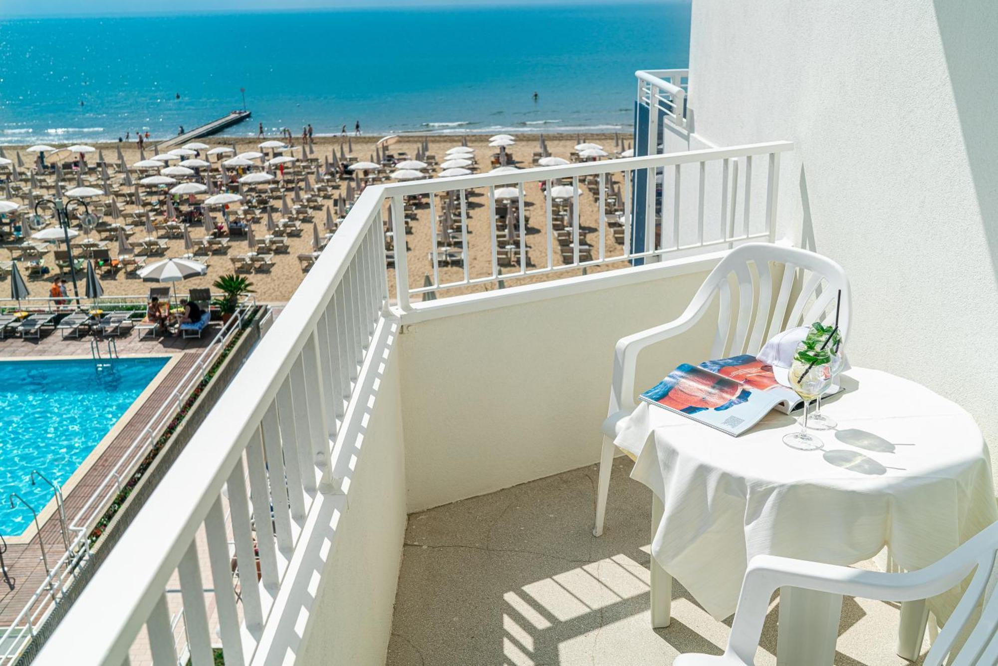 Hotel Condor Lido di Jesolo Exterior photo